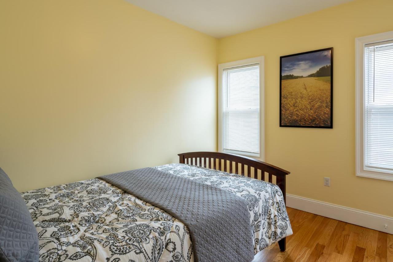 90 - 4Br Dorchester - Sleek Apt Near Marina Bay Boston Exterior photo